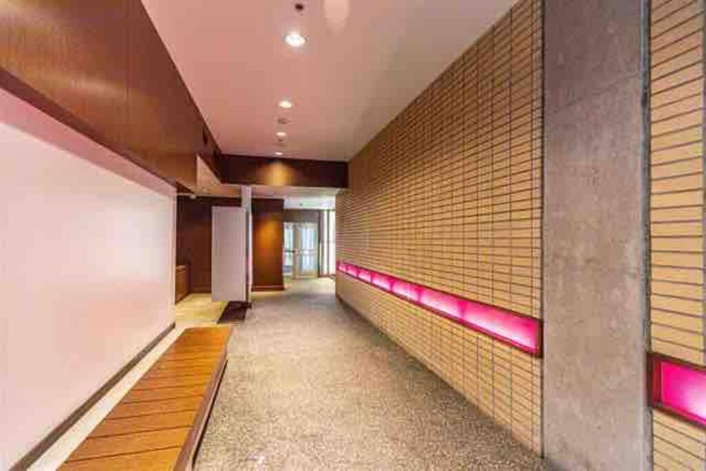 Beautiful Apartment Downtown, Mins To Rogers Arena, Stadium, Restaurants, Shops Vancouver Luaran gambar